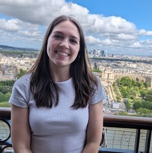 Meet your Posher, Emily